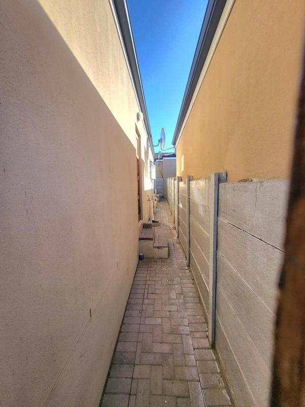 To Let 3 Bedroom Property for Rent in Saldanha Western Cape